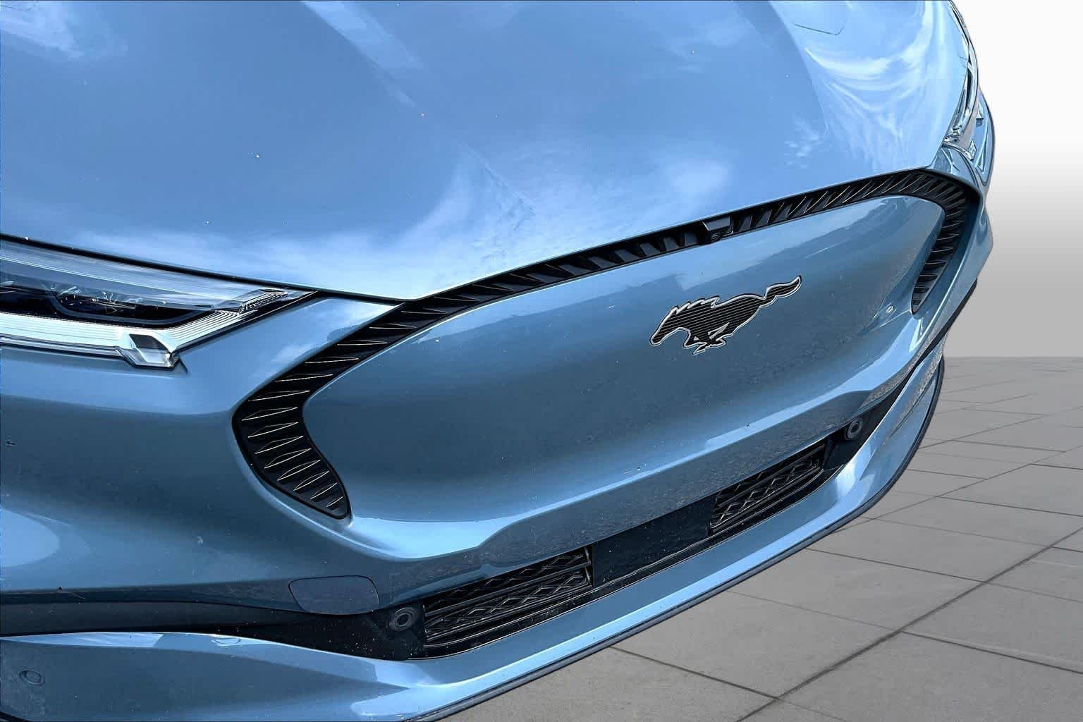 Certified Used 2023 Vapor Blue Metallic Ford Select image 29