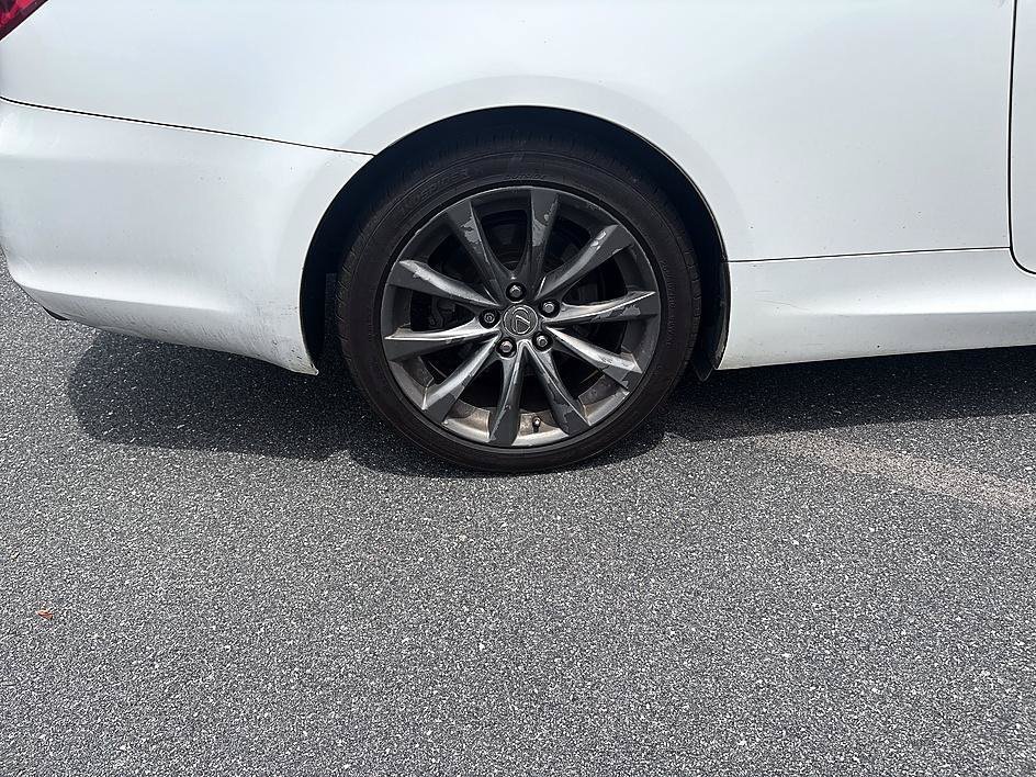 Used 2013 Starfire Pearl Lexus 250 C image 12