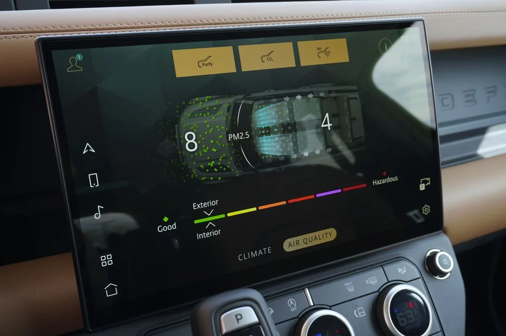 New 2026 Carpathian Grey Land Rover X-Dynamic SE image 24