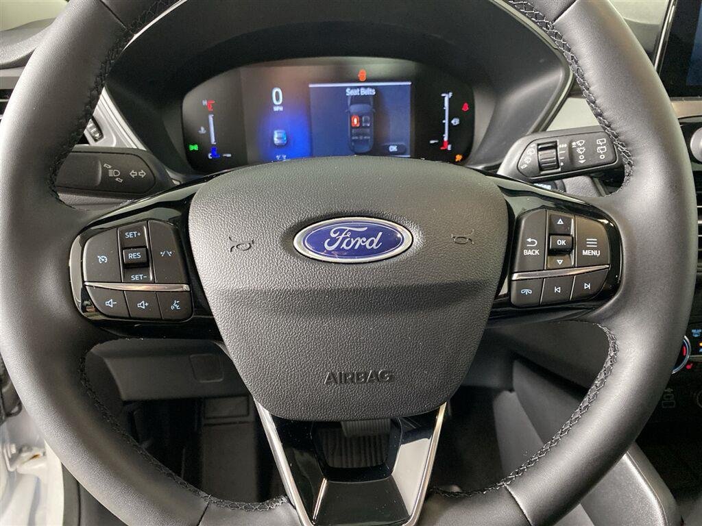 Used 2025 Oxford White Ford Active image 16