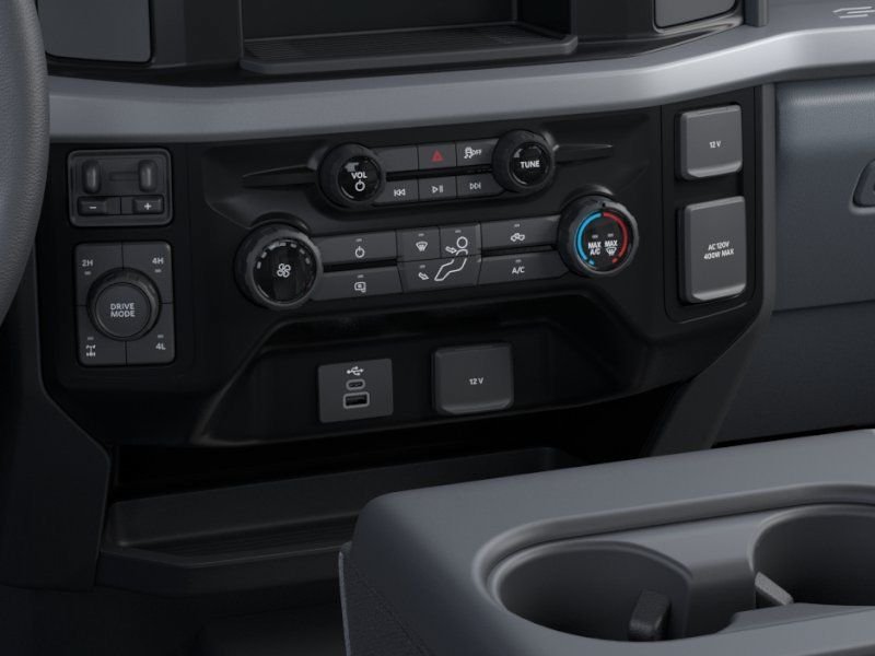New 2026 White Ford XLT image 15