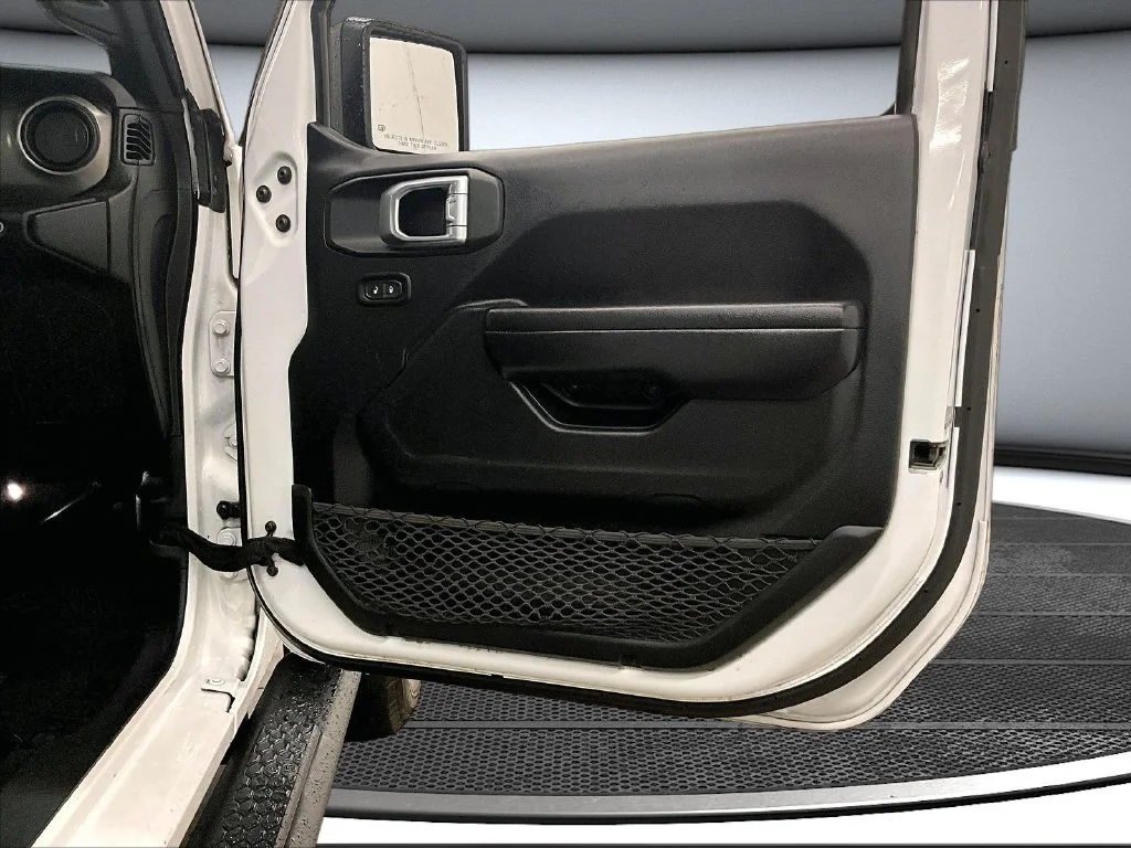 Used 2021 White Jeep Unlimited Sport S image 28