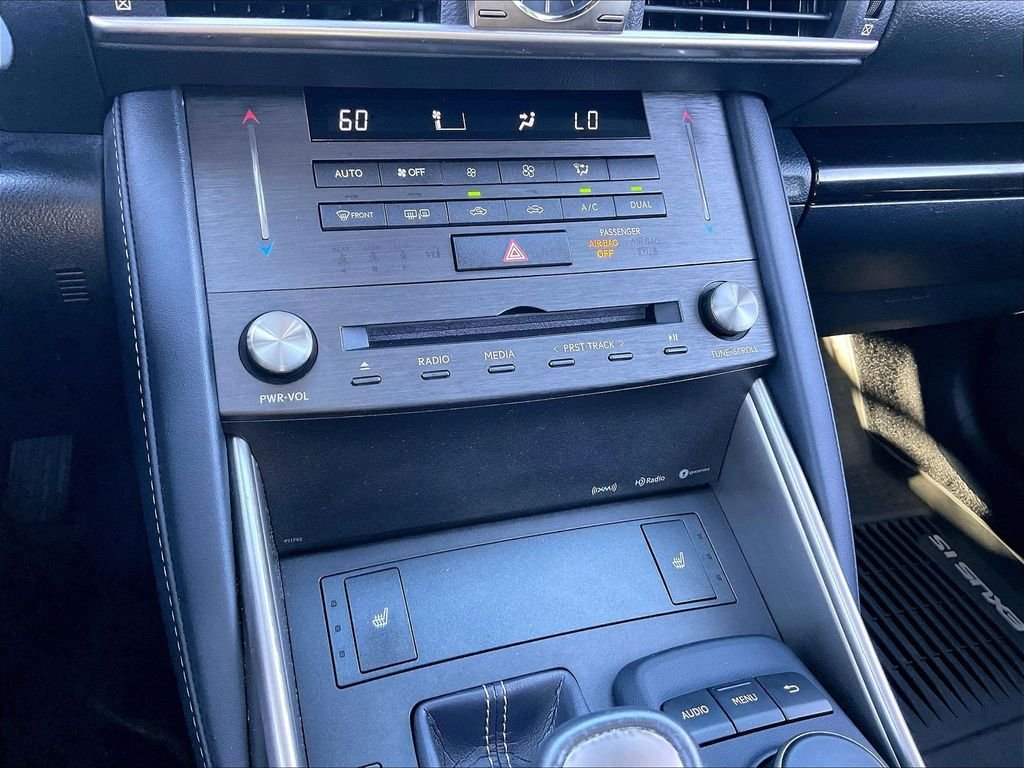 Used 2019 Eminent White Pearl Lexus 300 image 25