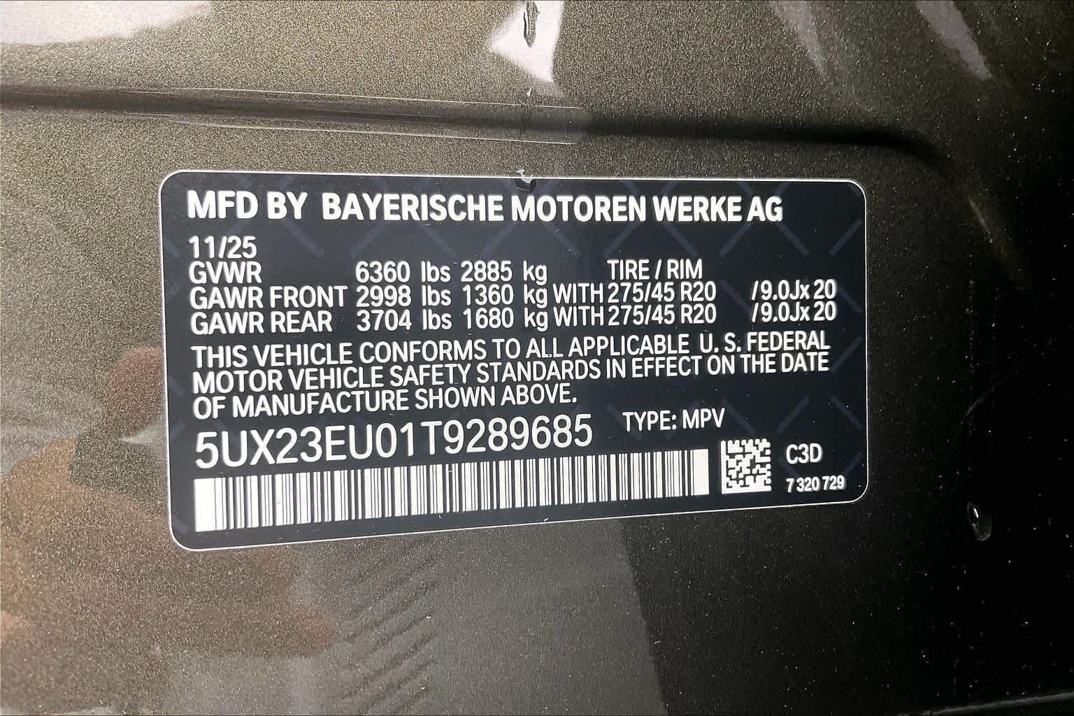 Used 2026 Manhattan Green Metallic BMW xDrive40i image 18