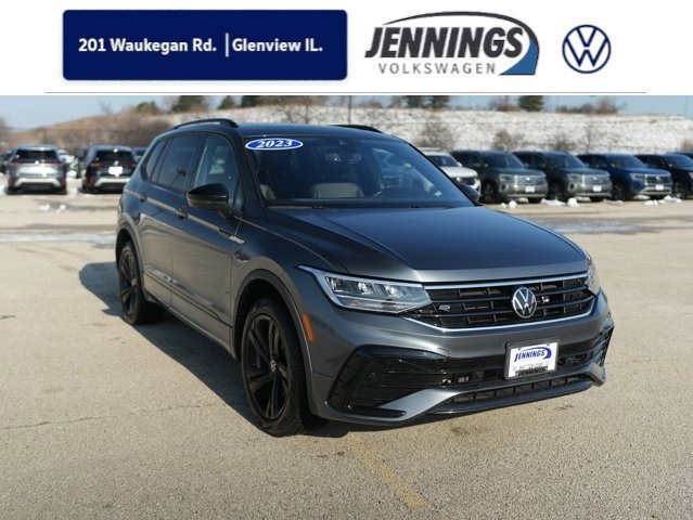 2023 Volkswagen Tiguan SE R-LINE BLACK