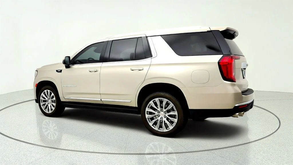 Used 2024 Pearl Beige Metallic GMC 4WD 4dr Denali w/ 22