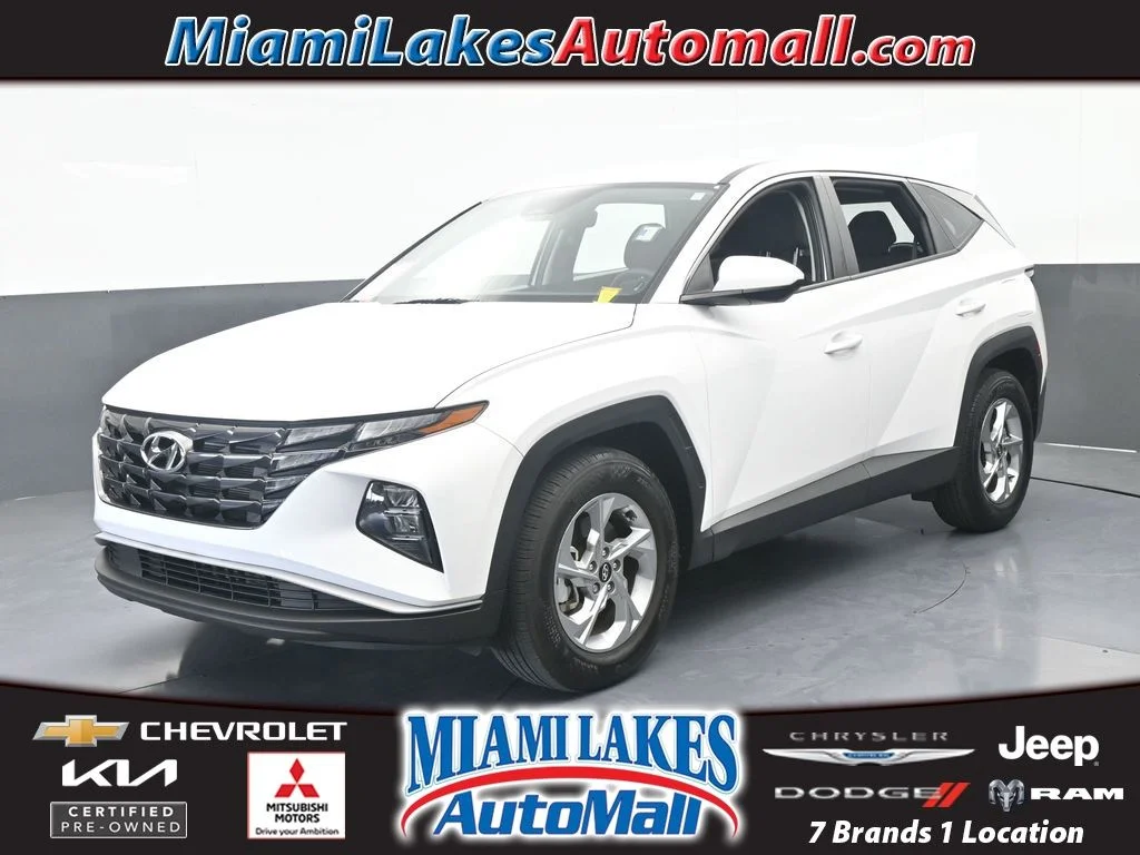 Used 2024 White Pearl Hyundai SE image 1