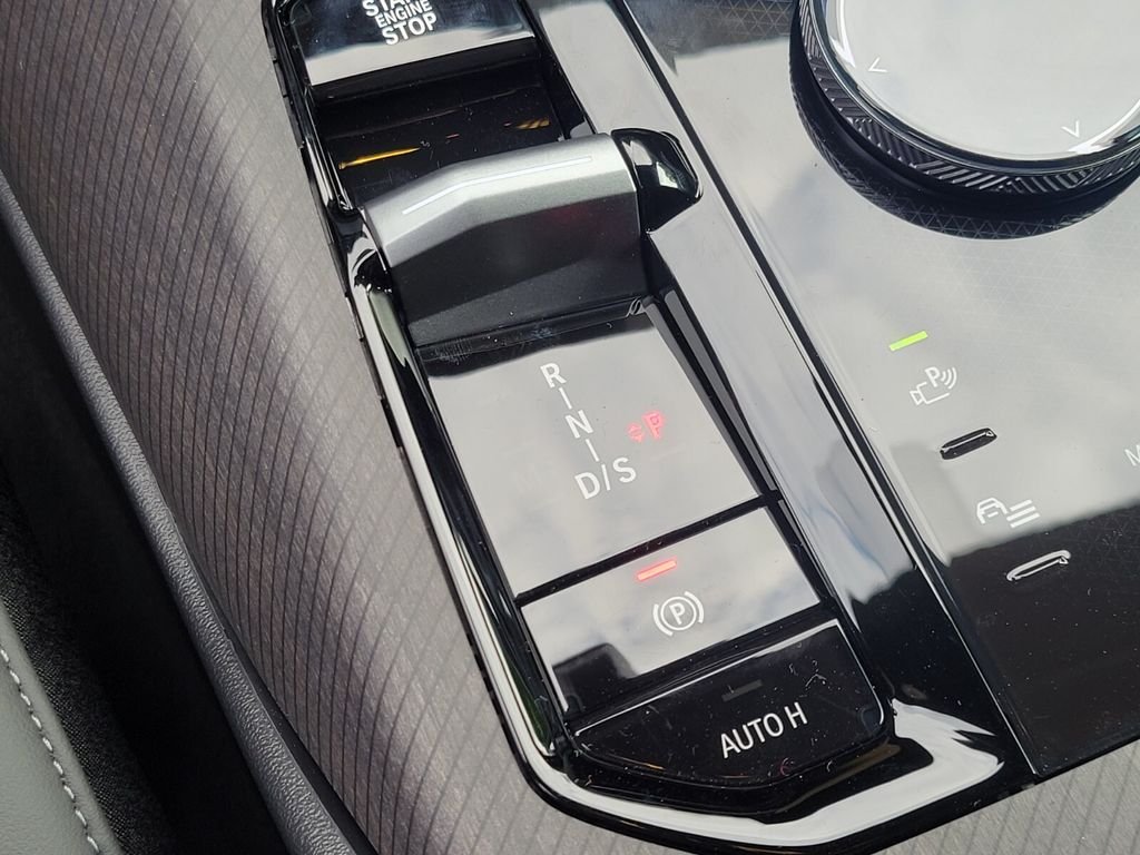 2026 BMW X3 30 - Photo 27