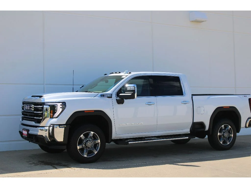 New 2026 WHITE GMC SLT image 1