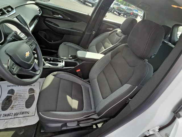 Used 2022 SUMMIT WHITE Chevrolet LS image 21