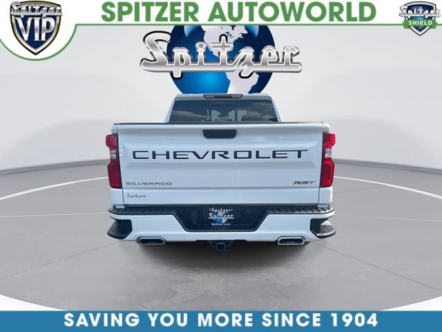 Used 2024 Summit White Chevrolet RST image 9