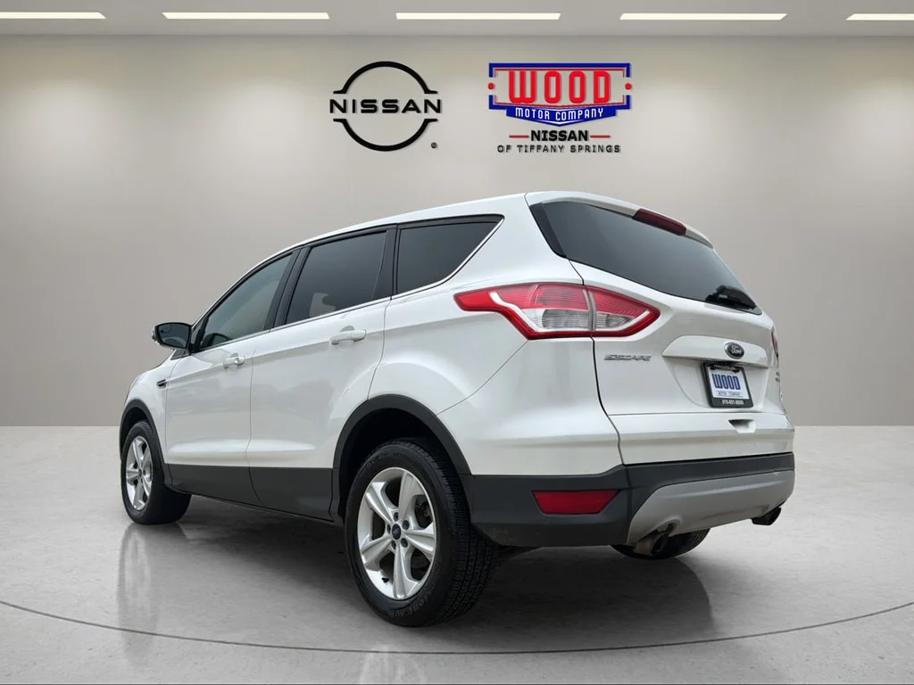 Used 2014 Oxford White Ford SE image 4