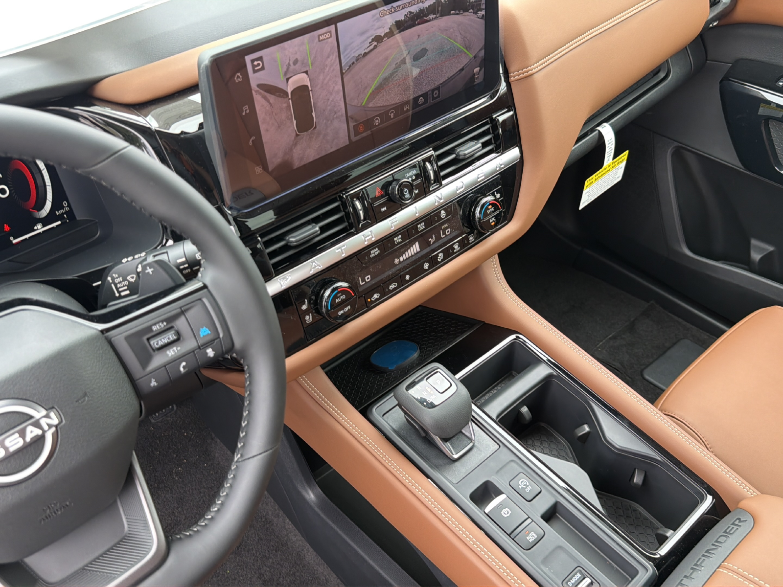 New 2026 White Nissan Platinum image 21