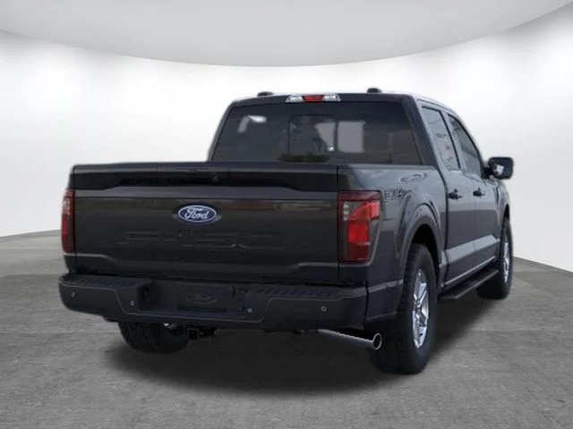New 2026 Agate Black Metallic Ford XLT image 8