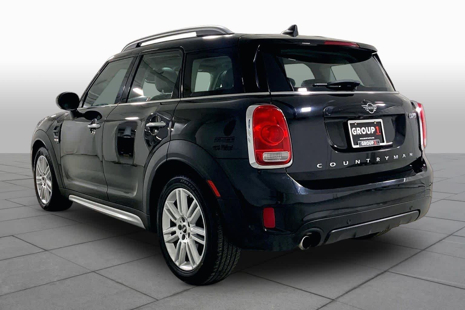 Used 2019 Midnight Black Metallic MINI Cooper image 11