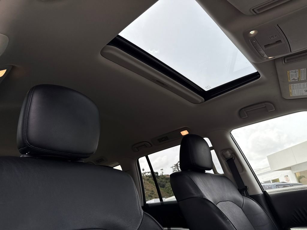 Used 2024 Gray Nissan SL image 14