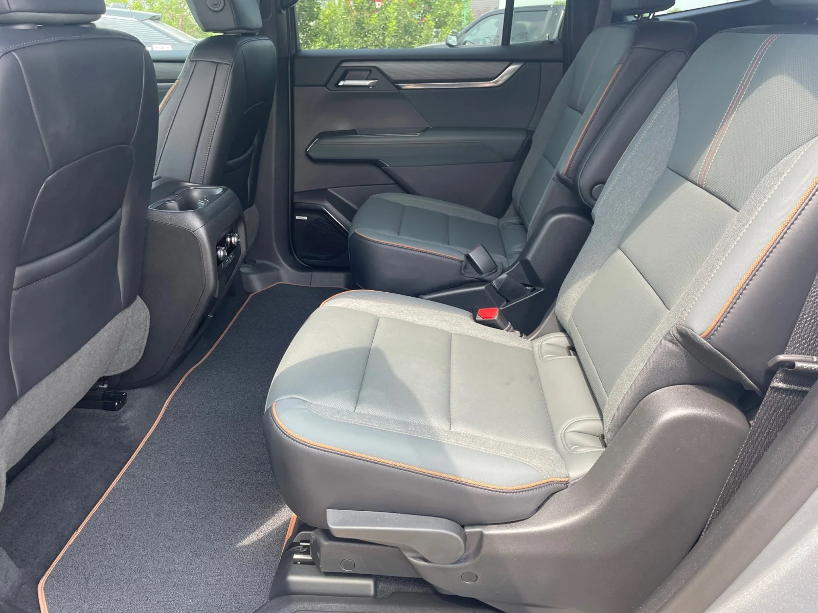 Used 2026 Silver GMC AT4 AWD Leather 7 Passenger image 15