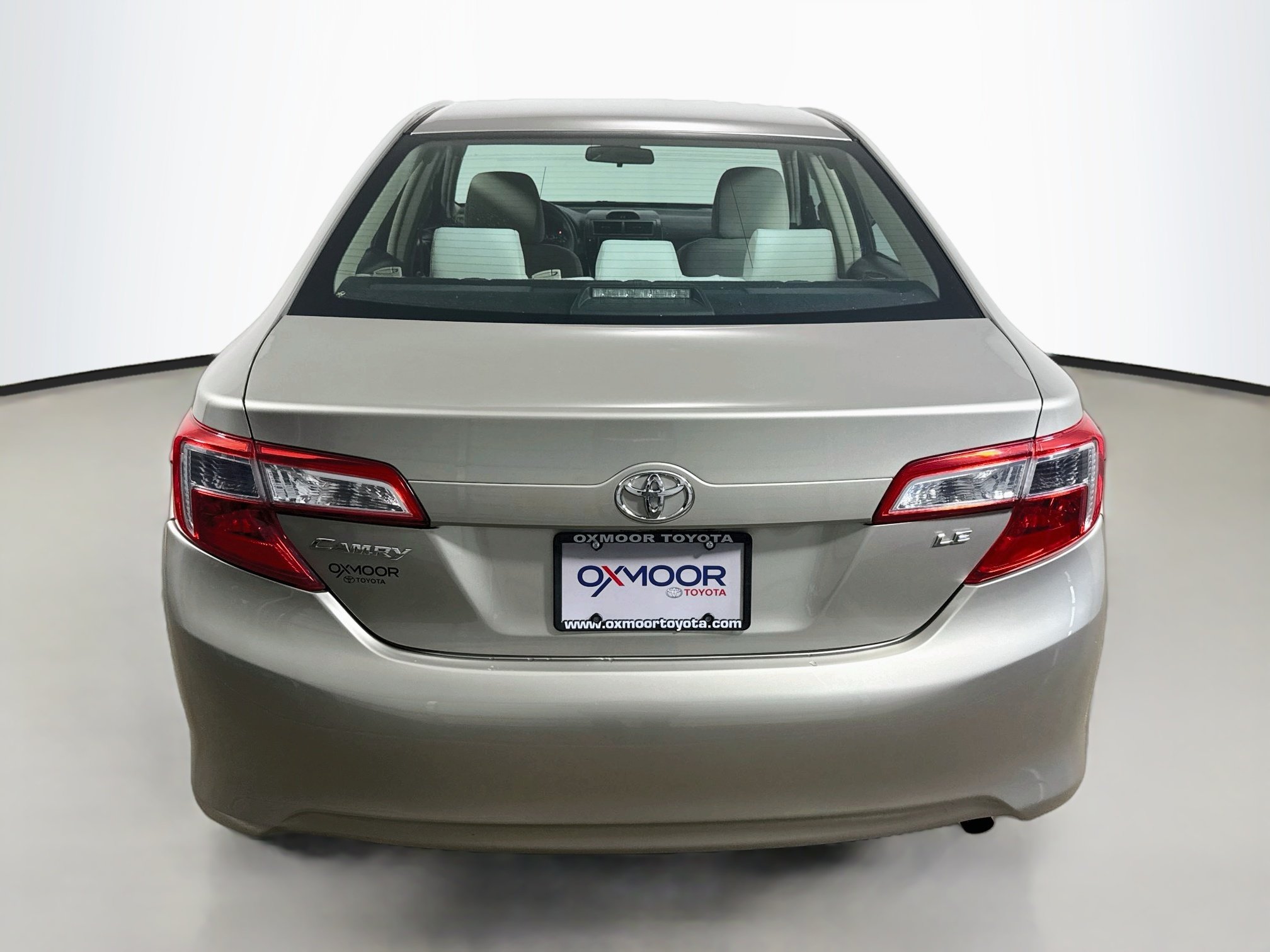 Used 2014 Creme Brulee Mica Toyota LE image 6
