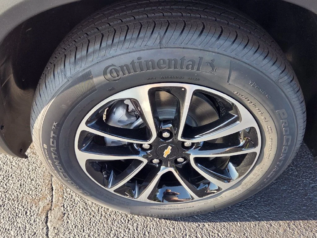 New 2026 Sterling Gray Metallic Chevrolet LT image 41