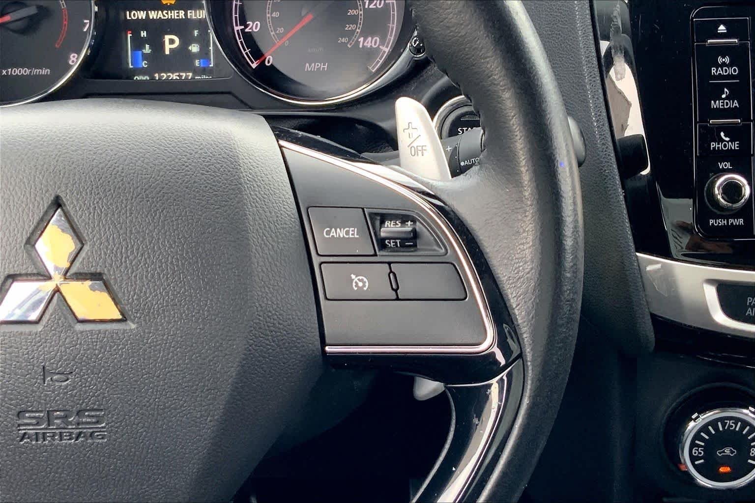 Used 2017 Mercury Gray Metallic Mitsubishi SEL 2.4 image 23