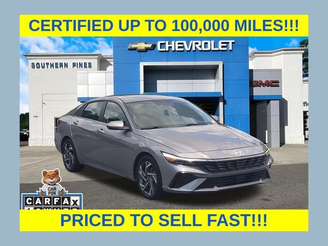 Used 2025 Silver Hyundai SEL Convenience image 1