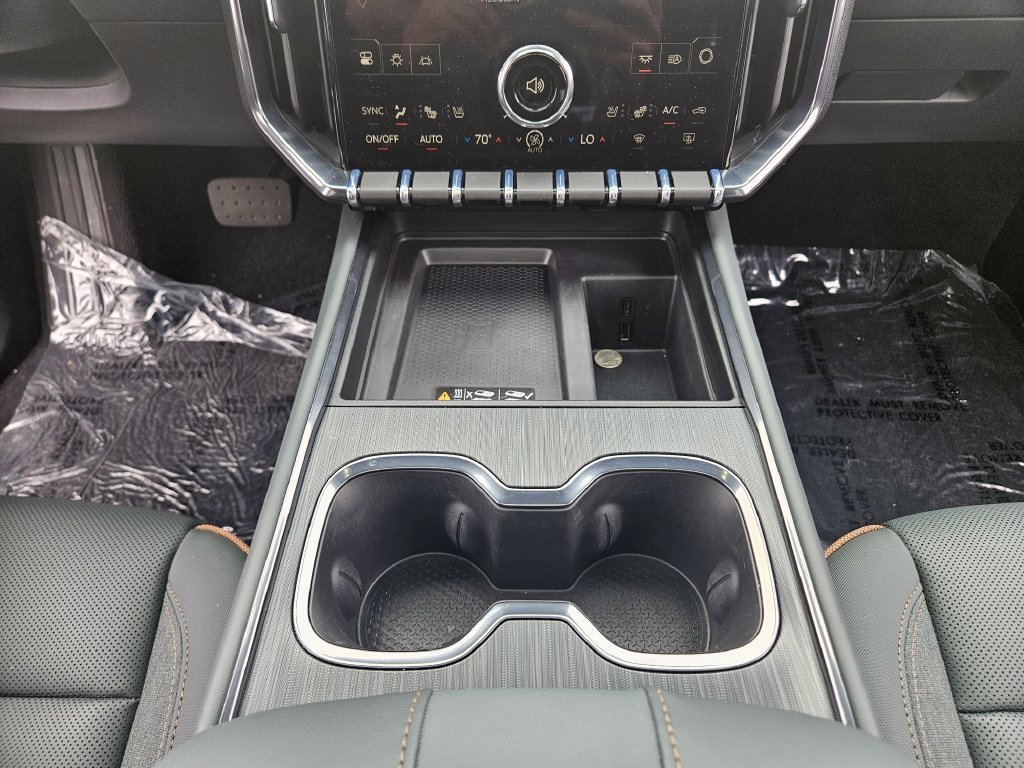 2026 GMC Acadia AT4 - Photo 24