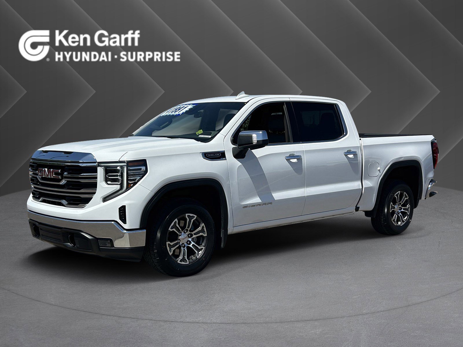 2025 GMC Sierra 2WD Crew Cab Short Box SLT's photo