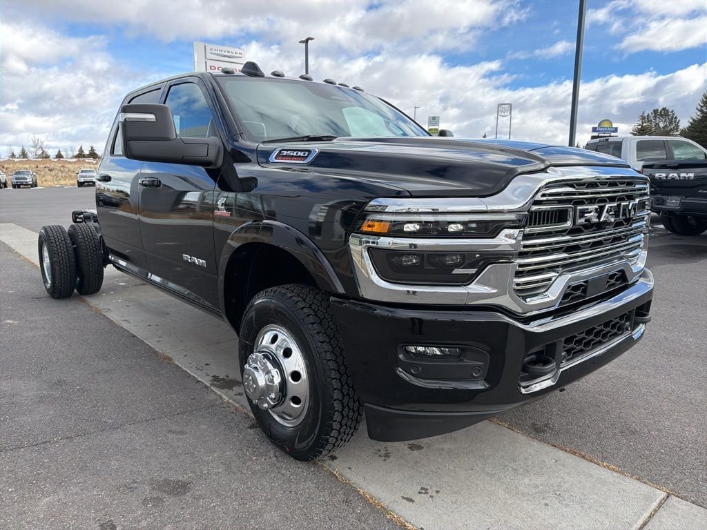 2026 RAM 3500 Chassis Big Horn - Photo 11