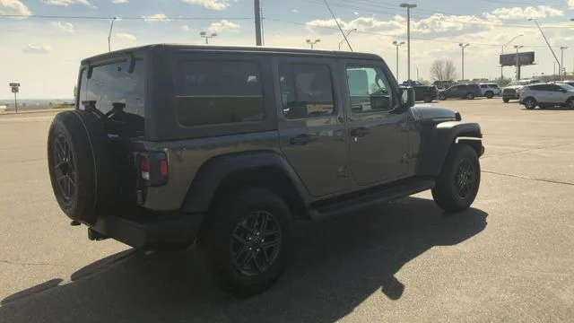 Used 2026 Granite Crystal Metallic Jeep Sport S image 8