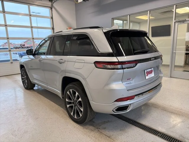 2022 Jeep Grand Cherokee Overland - Photo 7