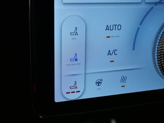 Used 2025 Red Ford Premium image 25