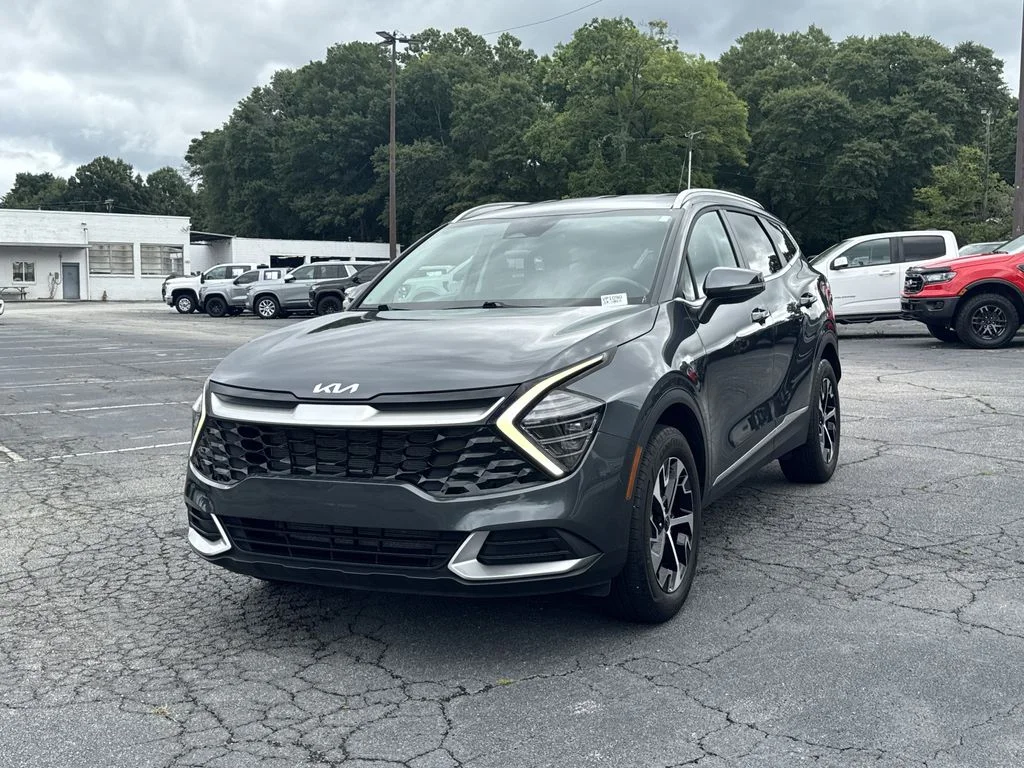 Used 2024 Gray Kia EX image 3