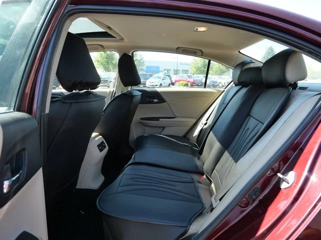 Used 2016 Basque Red Pearl II Honda EX-L image 11
