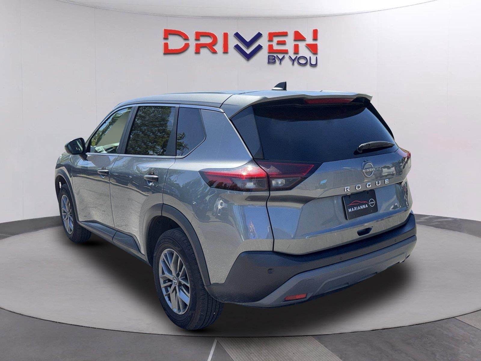 Used 2023 Gun Metallic Nissan S image 6