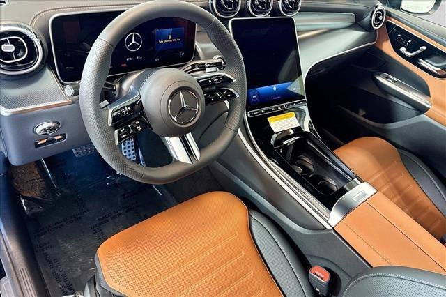 New 2026 Black Mercedes-Benz GLC 300 image 38