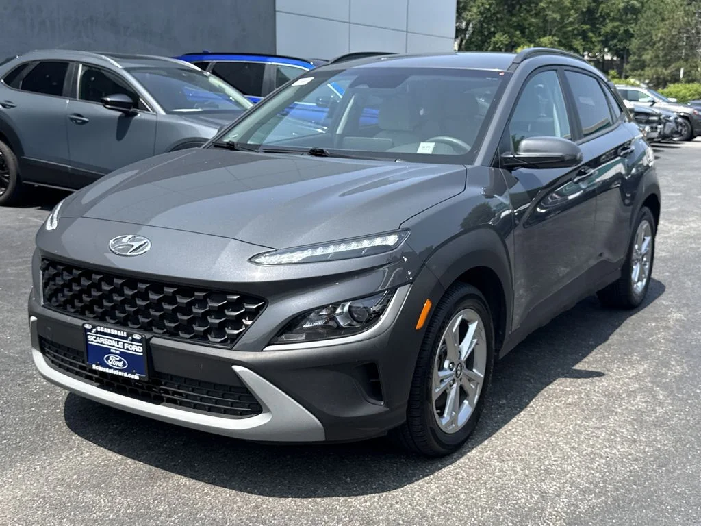 Used 2023 Gray Hyundai SEL image 7