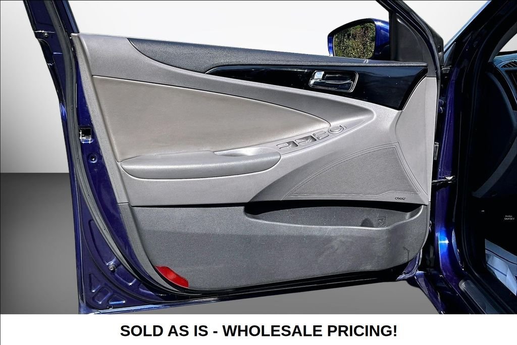 Used 2012 Blue Hyundai Limited image 18