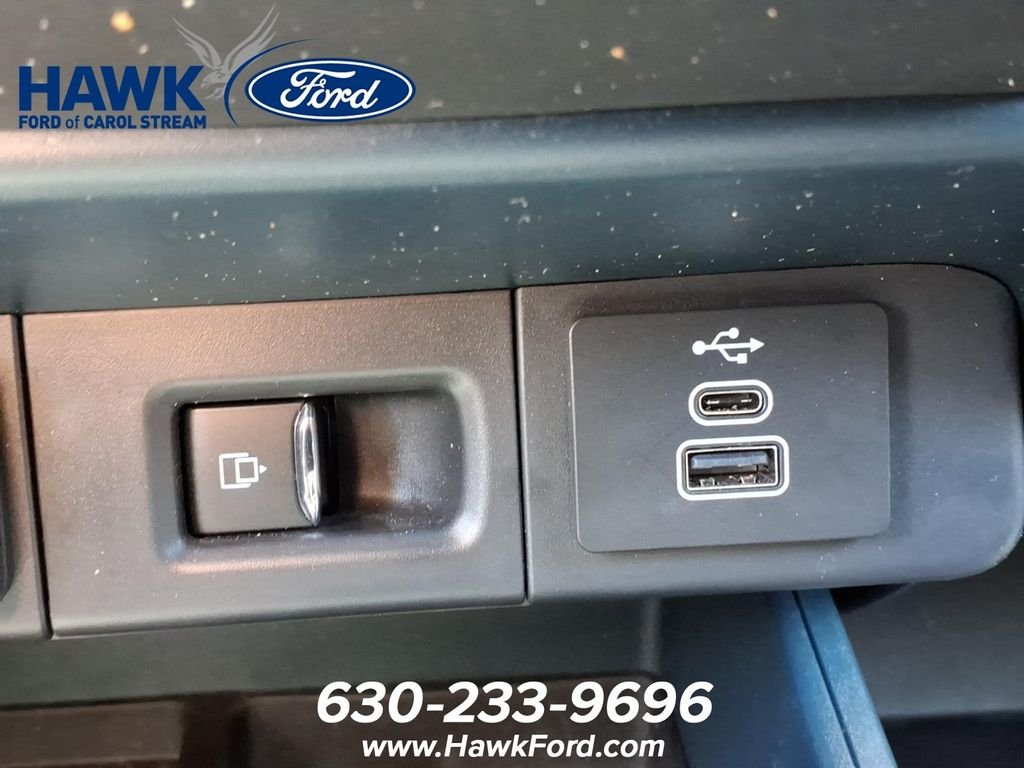Used 2025 Gray Ford Lariat image 14