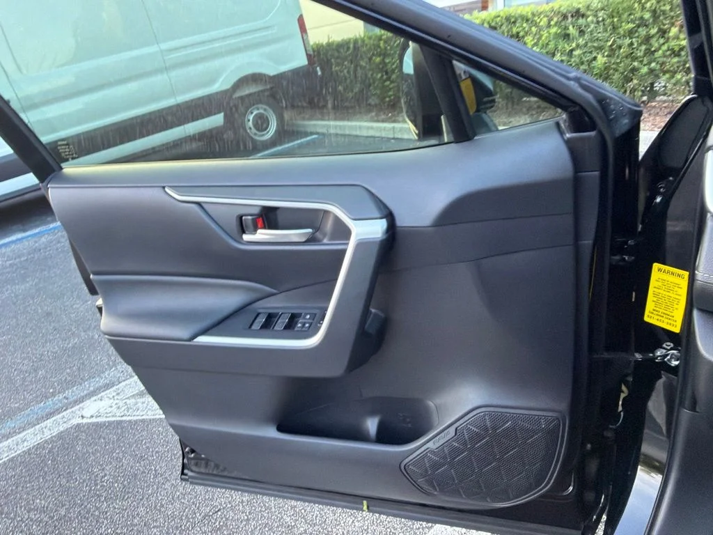 Used 2025 Black Toyota XLE image 9