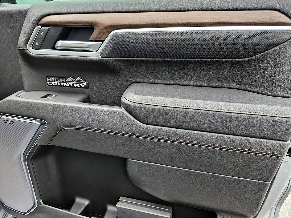 Used 2025 Sterling Gray Metallic Chevrolet High Country image 36