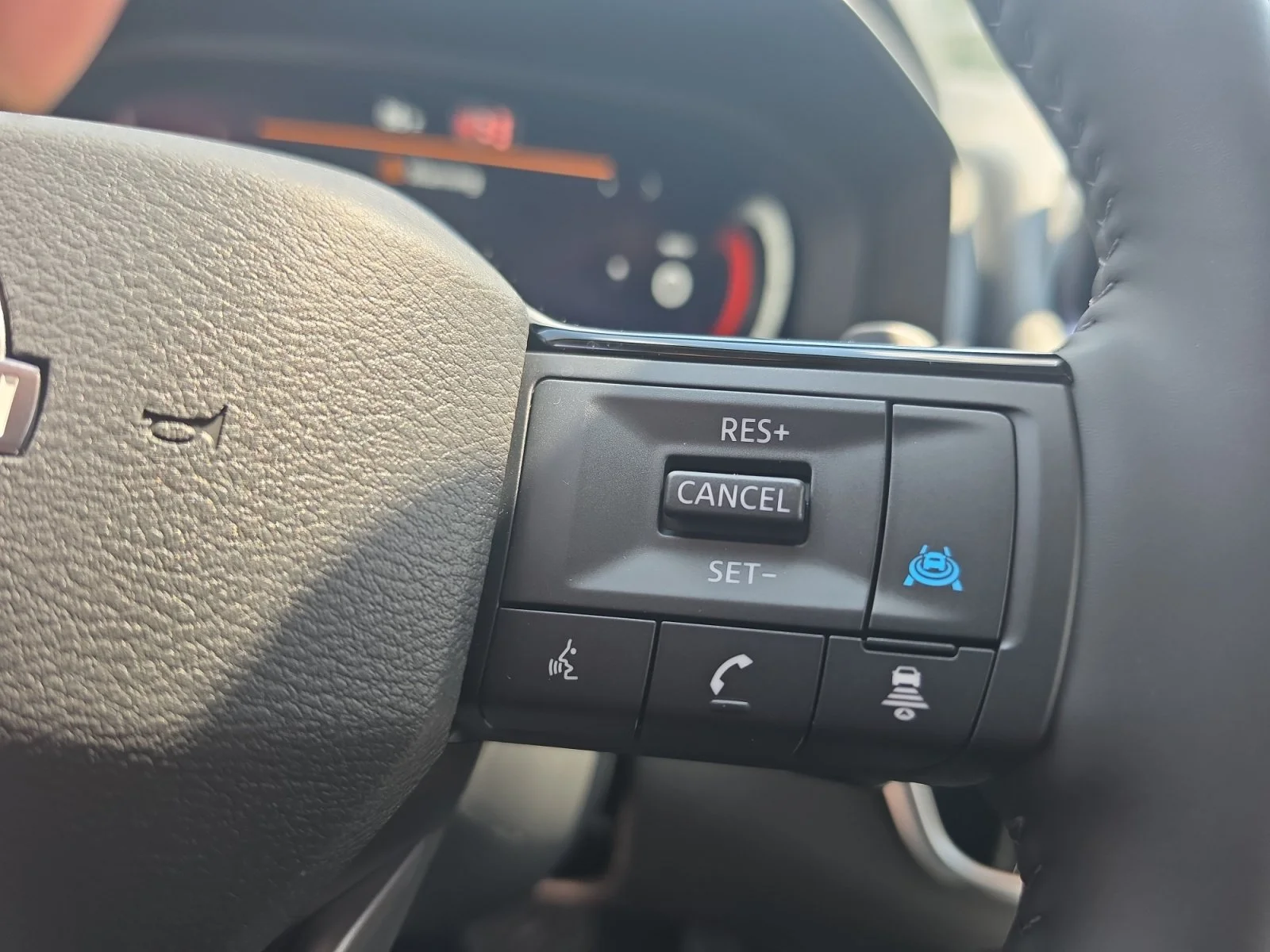 New 2026 Deep Ocean Blue Pearl Nissan Platinum image 12