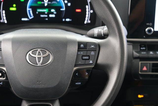 Certified Used 2025 ICE CAP Toyota  image 14
