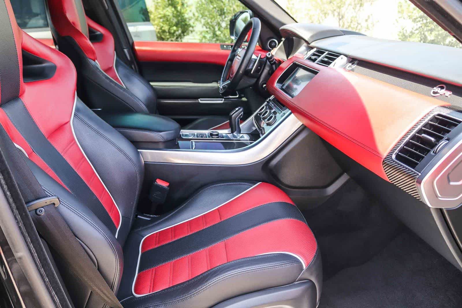 Used 2017 Black Land Rover SVR image 16