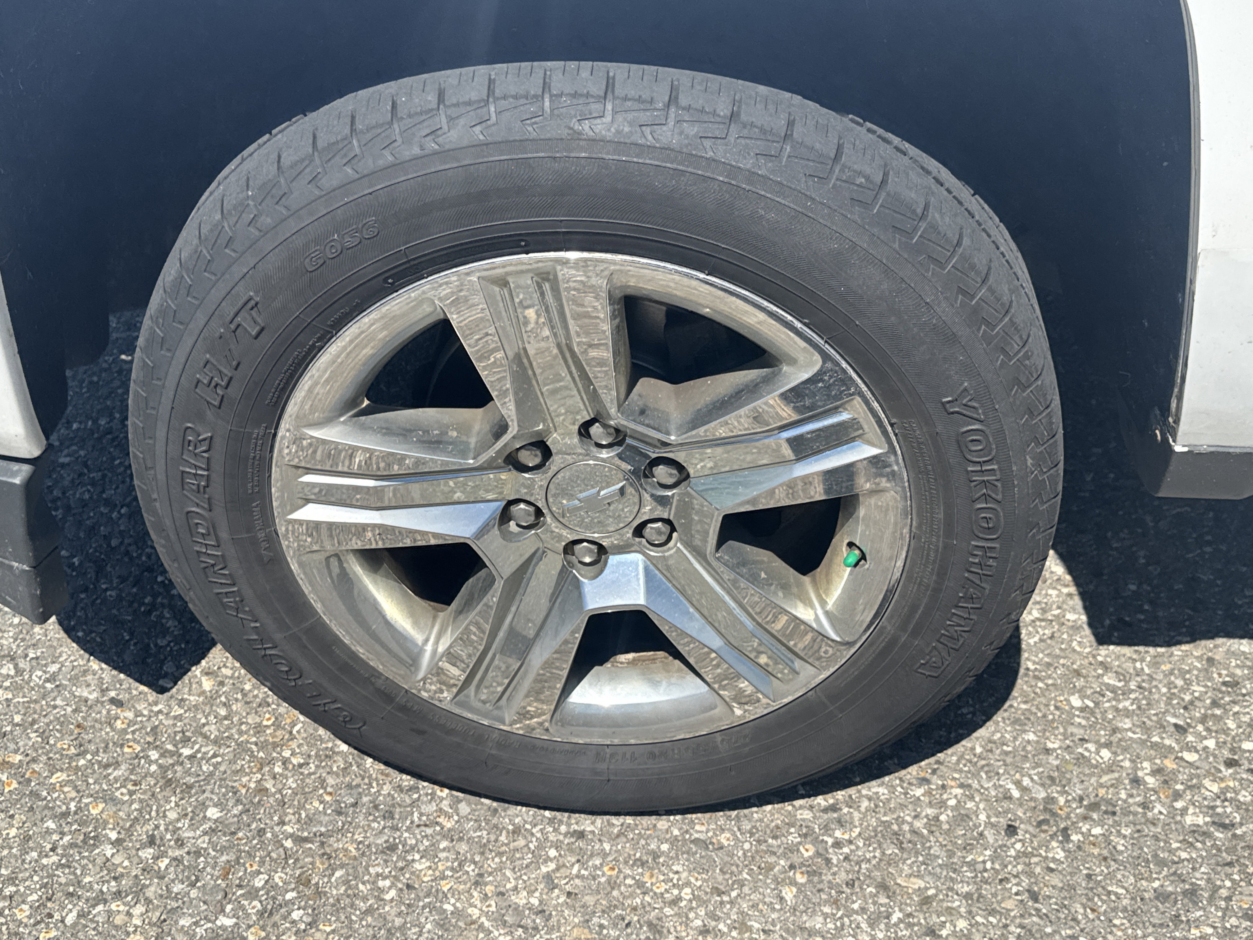 Used 2018 Summit White Chevrolet Custom image 10
