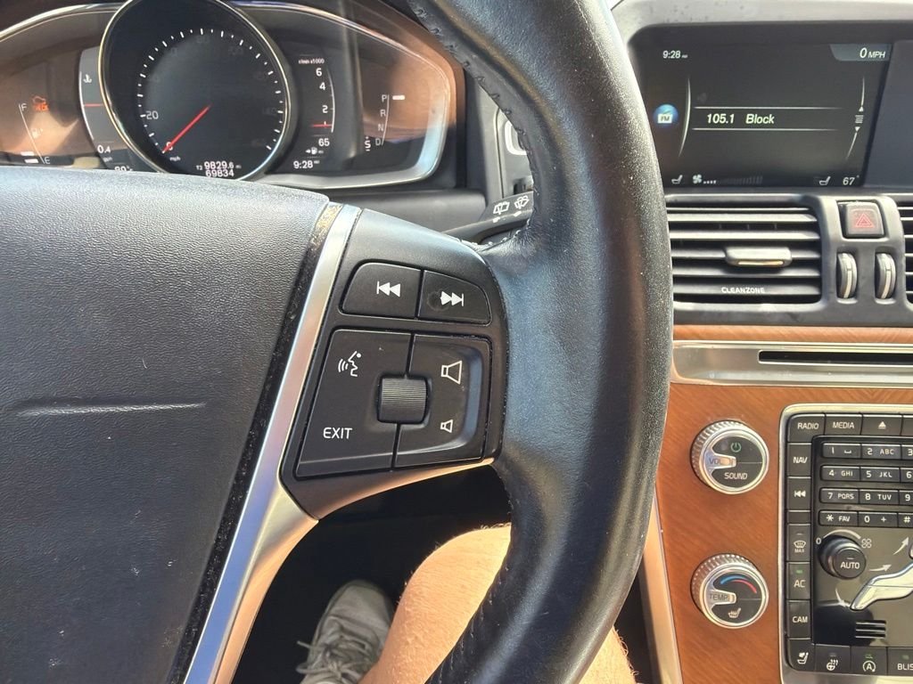 Used 2017 Gray Volvo T5 Inscription image 18