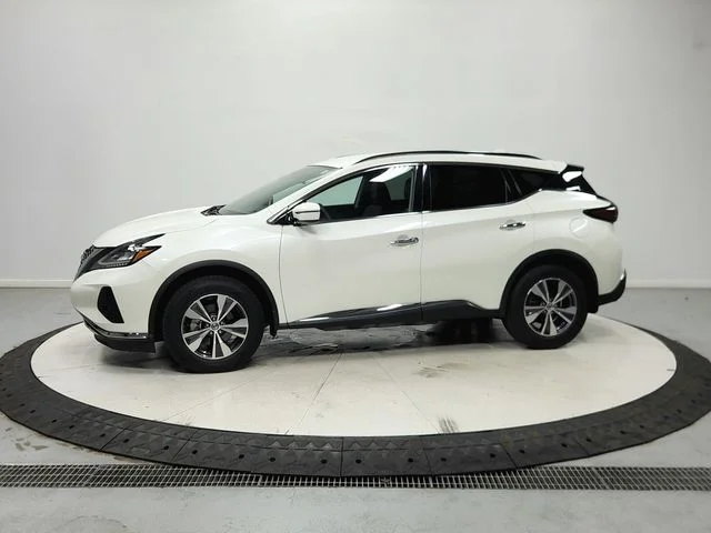 Used 2022 White Nissan SV image 5