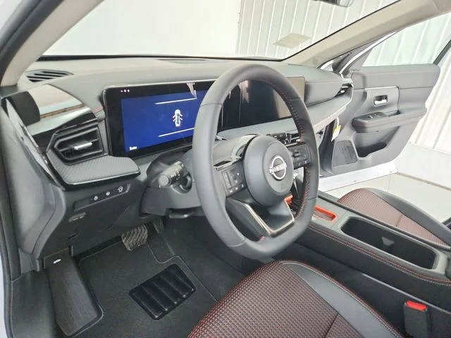 New 2026 White Nissan SR image 18