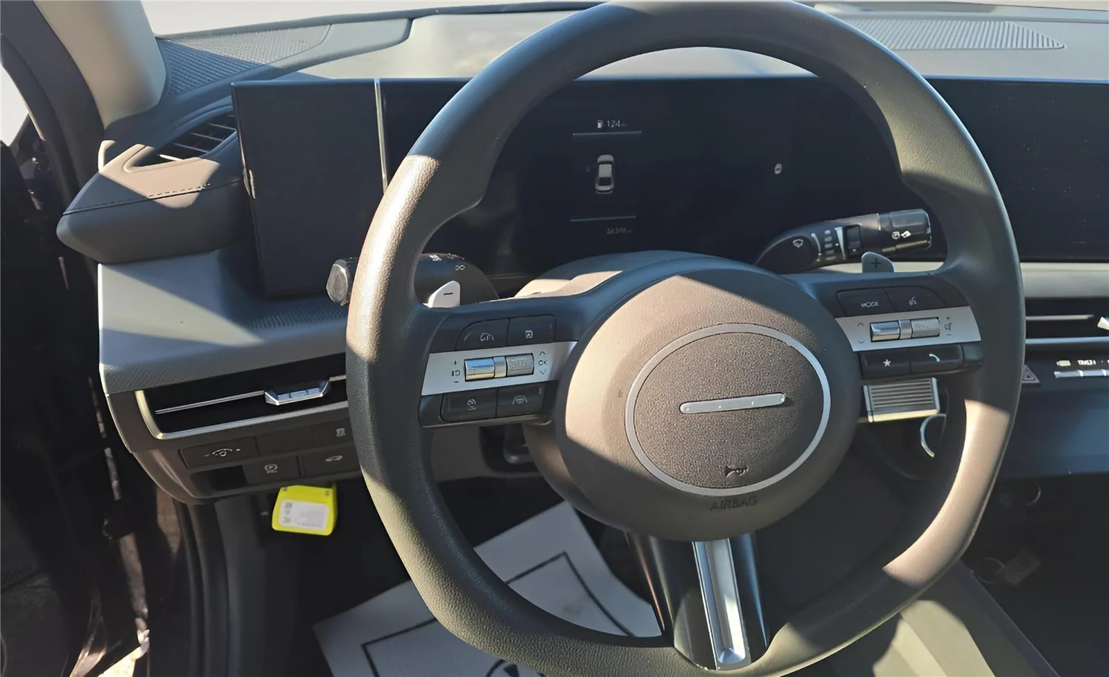 2025 Hyundai Sonata SEL - Photo 17