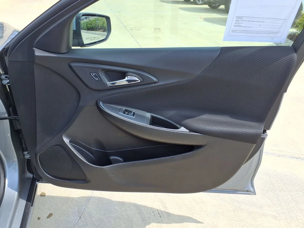 Used 2024 Gray Chevrolet LT image 23