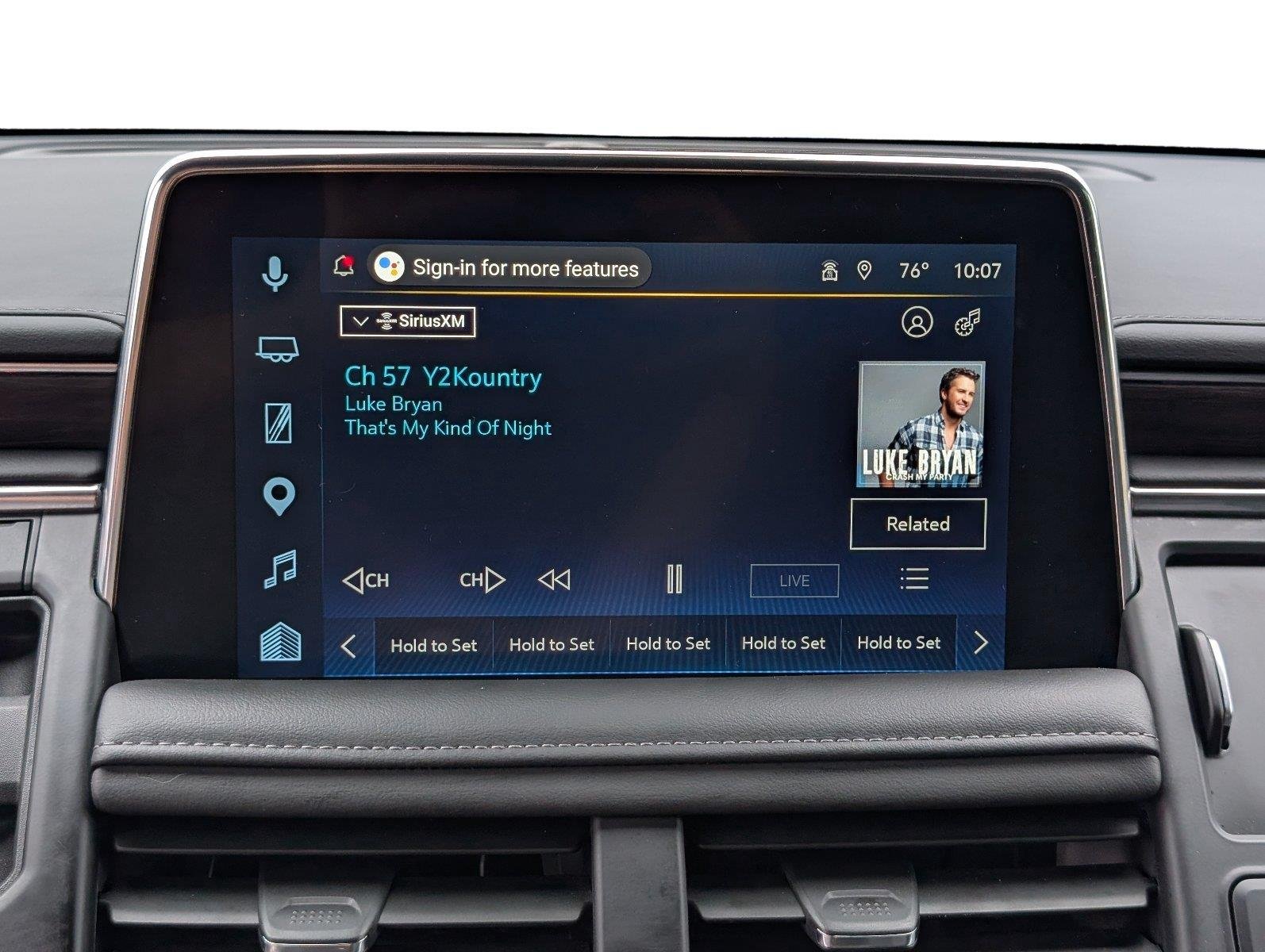 Used 2024 Black Chevrolet Z71 image 22